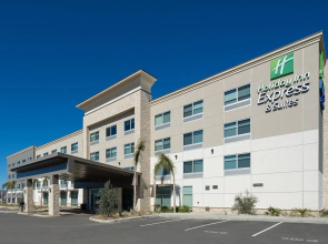 Holiday Inn Express & Suites Murrieta by IHG