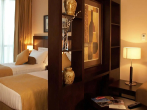Al Manzel Hotel Apartments
