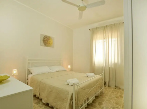 Awesome Apartment in Contrada Fiori Sud With 1 Bedrooms and Wifi
