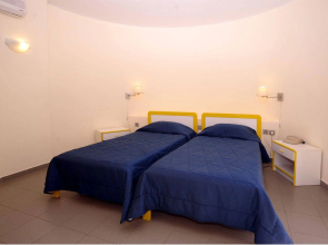 Nikolaos House