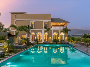 Merriment Luxury Resort & Private Pool Villa, Abu Road