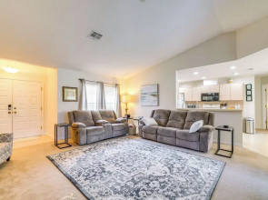 Family-friendly Spring Hill Vacation Home w/ Lanai