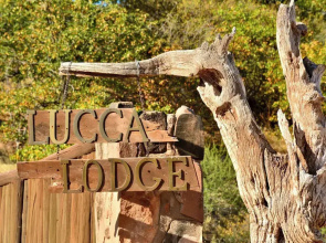 Lucca Lodge