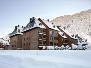 Val de Ruda Luxe 53 by FeelFree Rentals