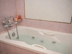 Go Barcelona Guest House