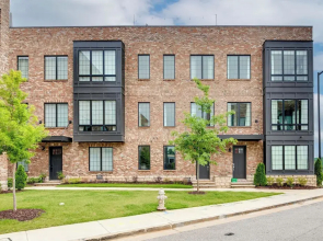 Chic Atlanta Vacation Rental ~ 1 Mi to Downtown!