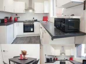 Lovely 2 Bedroom House Sheffield Central Location