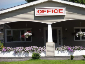 Gorham Motor Inn