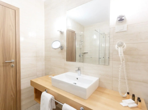 Wellness Hotel Apollo – Lifeclass Hotels & Spa, Portorož