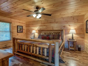 Rocky Top Lookout by Jackson Mountain Rentals