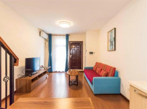 Beijing Tulu Apartment