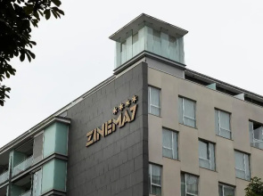 Zinema7