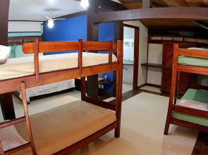 Oceanica 1000 Beachfront Pousada