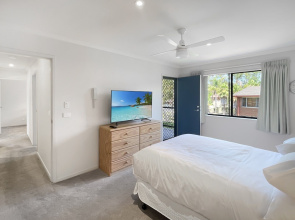 Beachside 3-bed Apartment With Garage Parking