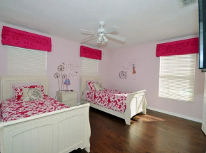 Formosa Gardens 220794