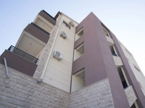 Helena Apartments