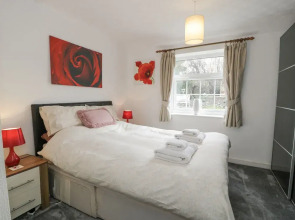 Halcyon Annexe