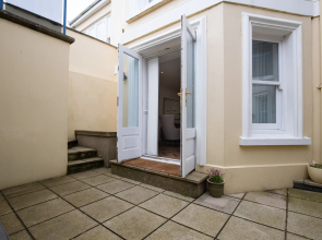 2 South Beach Court - Beach Front Apartment