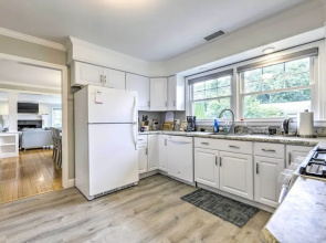 Charming Old Saybrook Cottage < 1 Mi to Beach