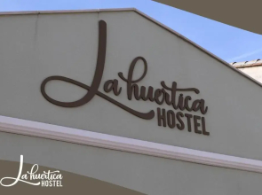 Hostel La Huertica