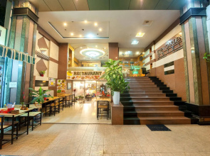 Eden Garden Hotel