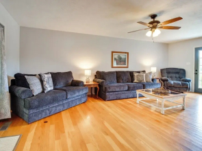 Spacious White Rivers Jewel: Fishing Haven!