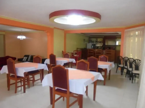 Yaris Guest House M&M