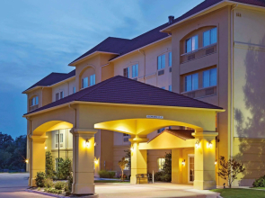 La Quinta Inn & Suites Fort Worth Ne Mall