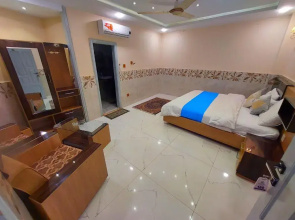 Parkway Hotel