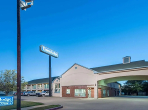 OYO Hotel Wichita Falls I-44 Sheppard Airforce