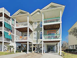 New Listing! Coastal Gem W/ Balconies, Near Beach 4 Bedroom Duplex
