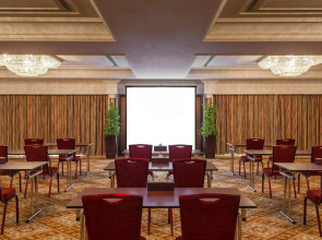 Majestic Premier Hotel