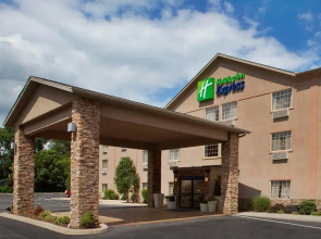 Holiday Inn Express Mount Pleasant-Scottdale by IHG
