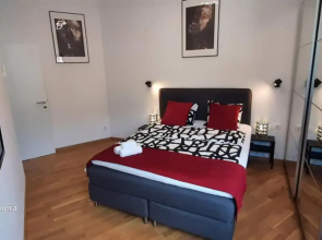 Modern Top Floor Sea View 3BR with Pools, Spa & Fitness