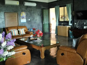 308 Mae Khao Tom Vineyard