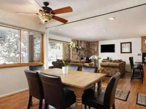 Shadowbrook 402