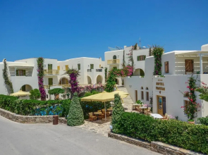 Proteas Hotel & Suites