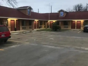 SouthTown SA Inn