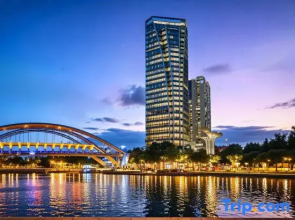 Banyuju Riverside Duplex Apartment Homestay (Sunwenxi Road Pedestrian Street Xingzhong Plaza)