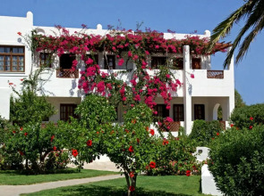 Amoopi Bay