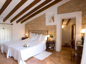 Hotel S'Ardeviu
