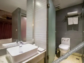 Loulan Fengshang Hotel
