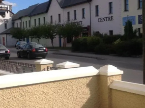 No 3 Fair Hill House -Private luxury cottage with courtyard - Town Centre - FREE Parking - WiFi- 2BR - Sleeps 5