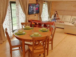 U Lukomorya Guest house