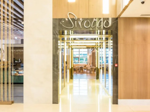 Отель Holiday Inn & Suites Dubai Festival City an IHG