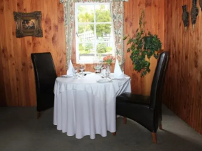 Fantail Lodge Country Estate