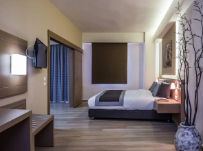 Renieris Hotel