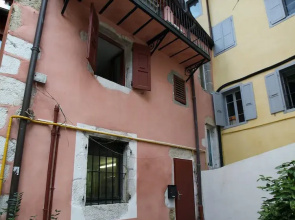 Large Studio in Annecy old town
