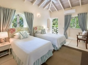 Villa Sandalwood House