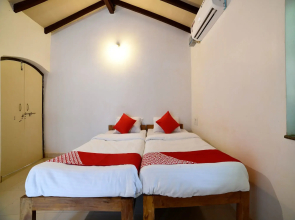 OYO 7903 Xaviers Guest House